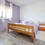 House Neviđane