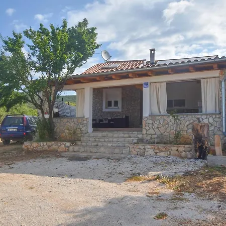 בית נופש House