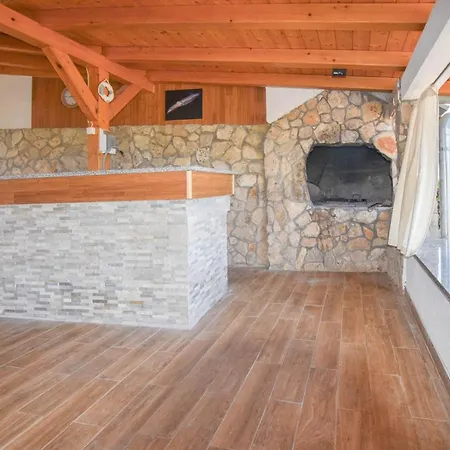 House 度假居 *