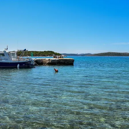 Dom wakacyjny House *